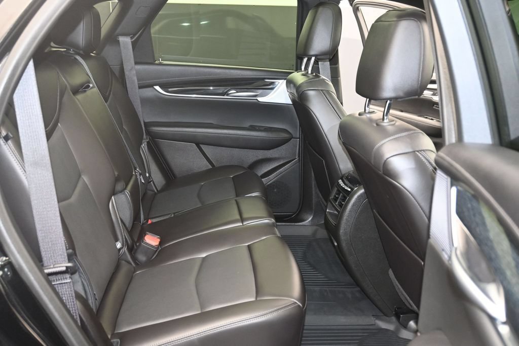 Used 2026 Cadillac XT5 Premium Luxury w/ Driver Assist Package AWD/4WD image 12