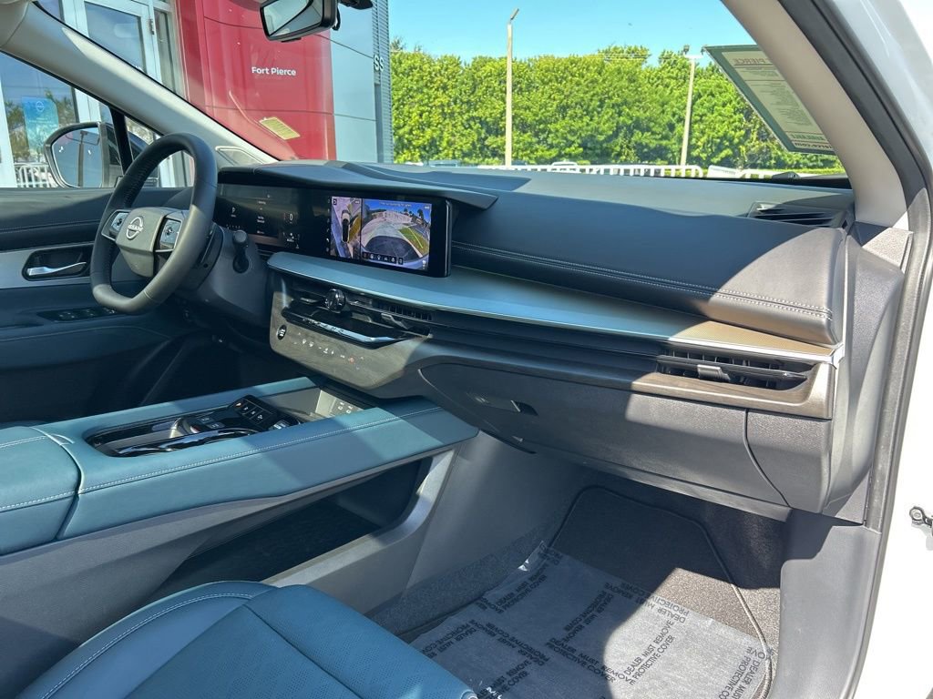 Used 2025 Nissan Murano Platinum w/ Cargo Package image 38