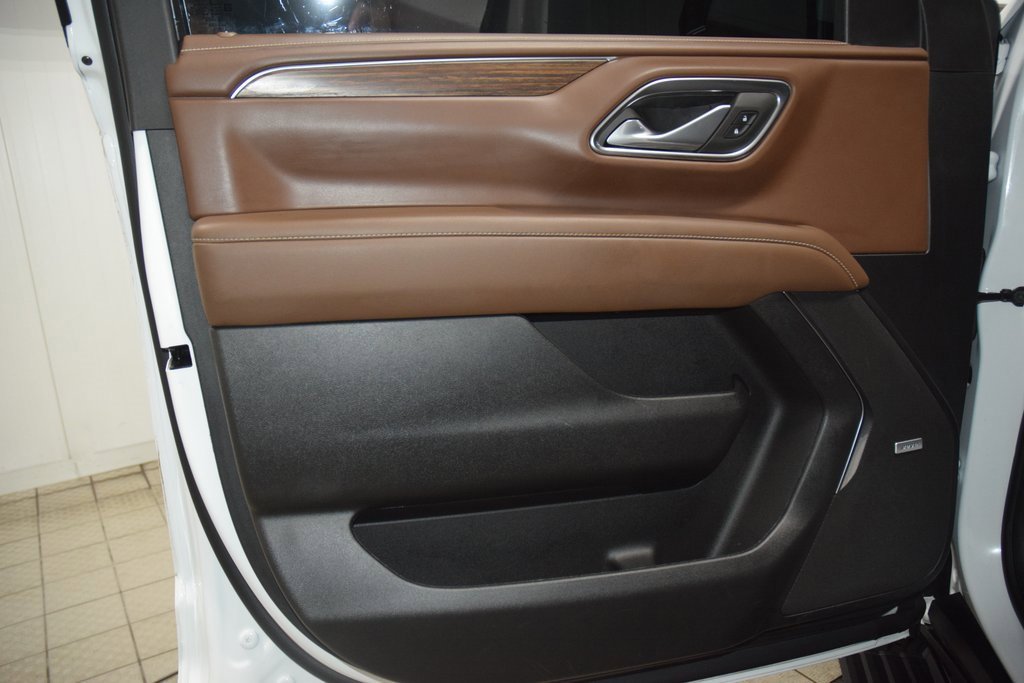 Used 2024 Chevrolet Suburban High Country image 47