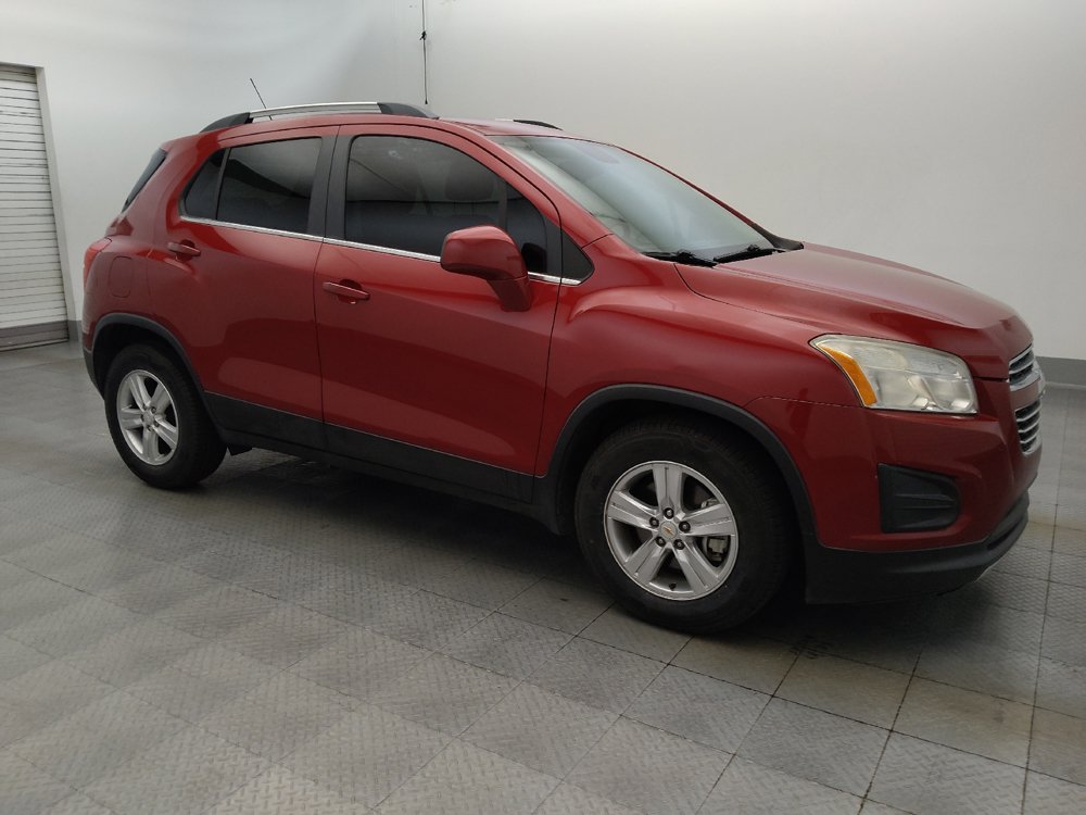 Used 2015 Chevrolet Trax LT w/ LT Sun and Sound Package FWD image 11