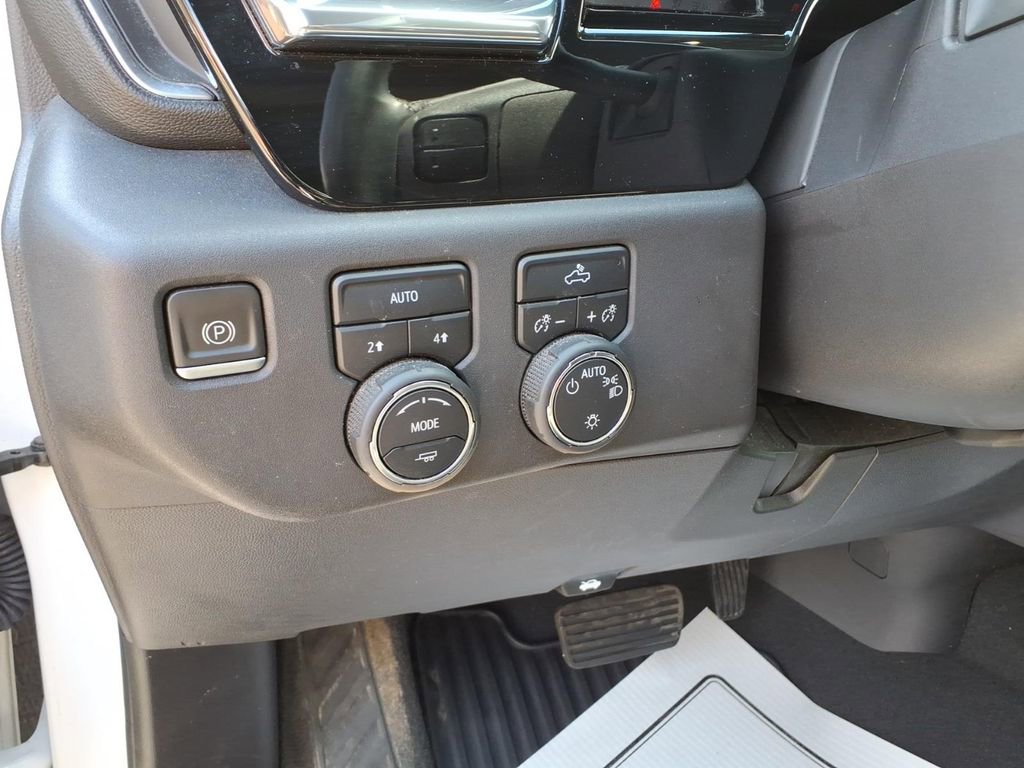 Certified 2023 Chevrolet Silverado 1500 LT image 17