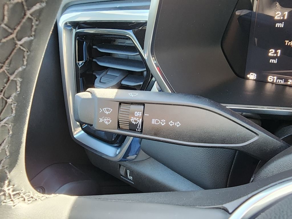 New 2026 GMC Canyon Elevation w/ Convenience Package image 21