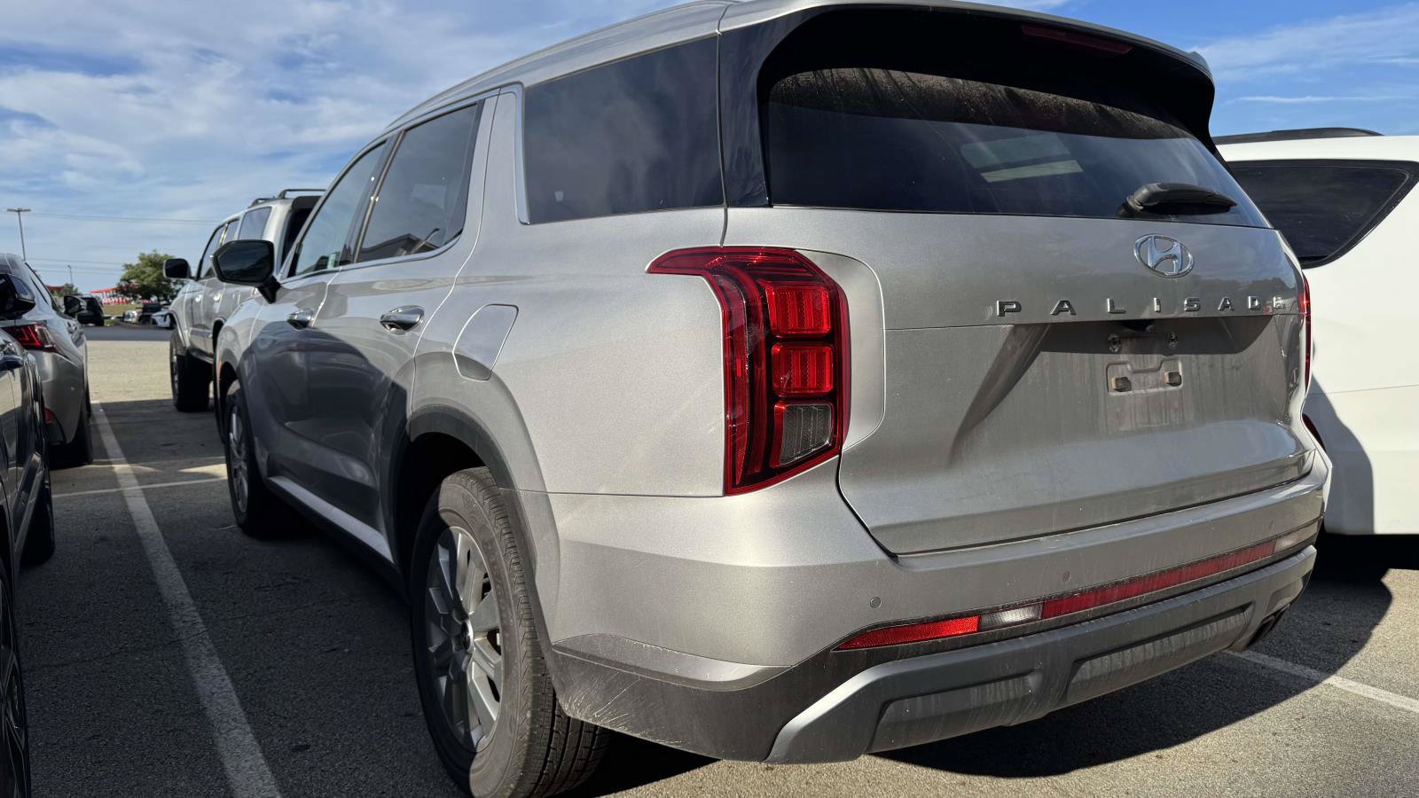 Used 2025 Hyundai Palisade SEL FWD image 4