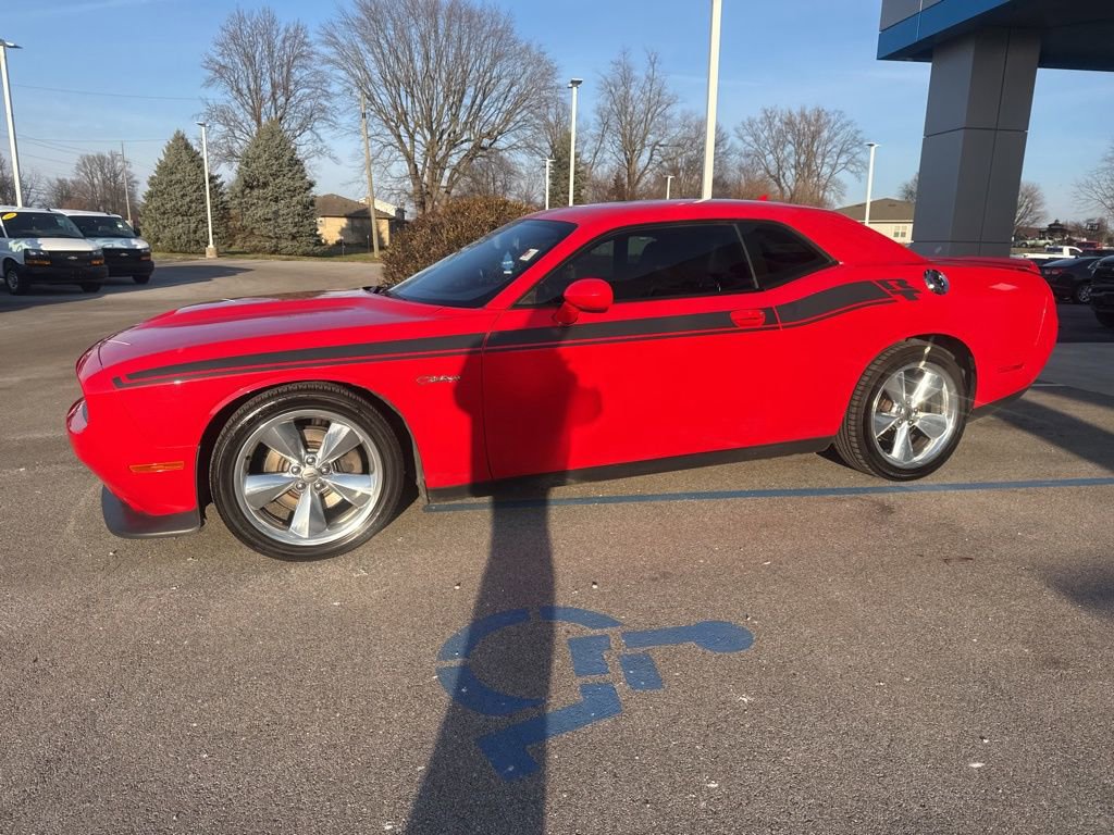 Used 2019 Dodge Challenger R/T w/ Plus Package image 6