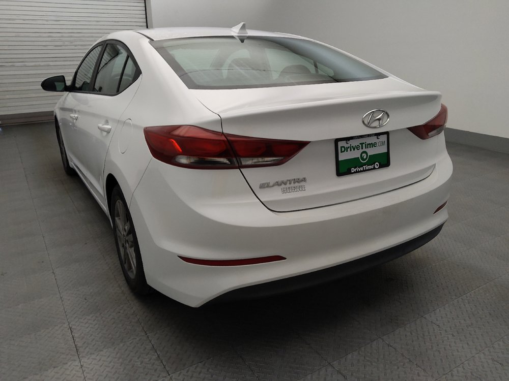 Used 2018 Hyundai Elantra SEL FWD image 5