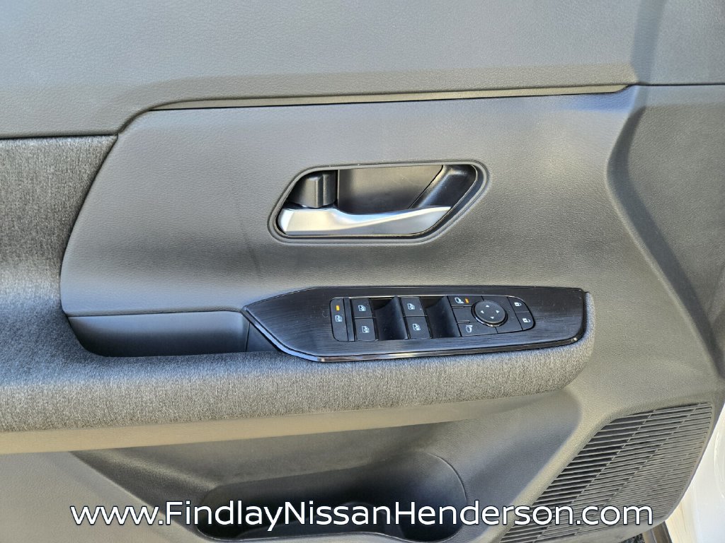 New 2026 Nissan Kicks SV FWD image 16
