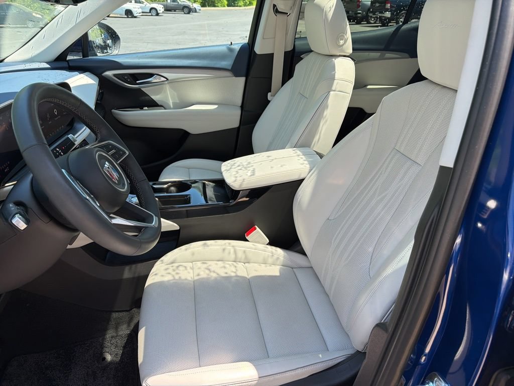 Used 2024 Buick Envision Avenir AWD/4WD image 50