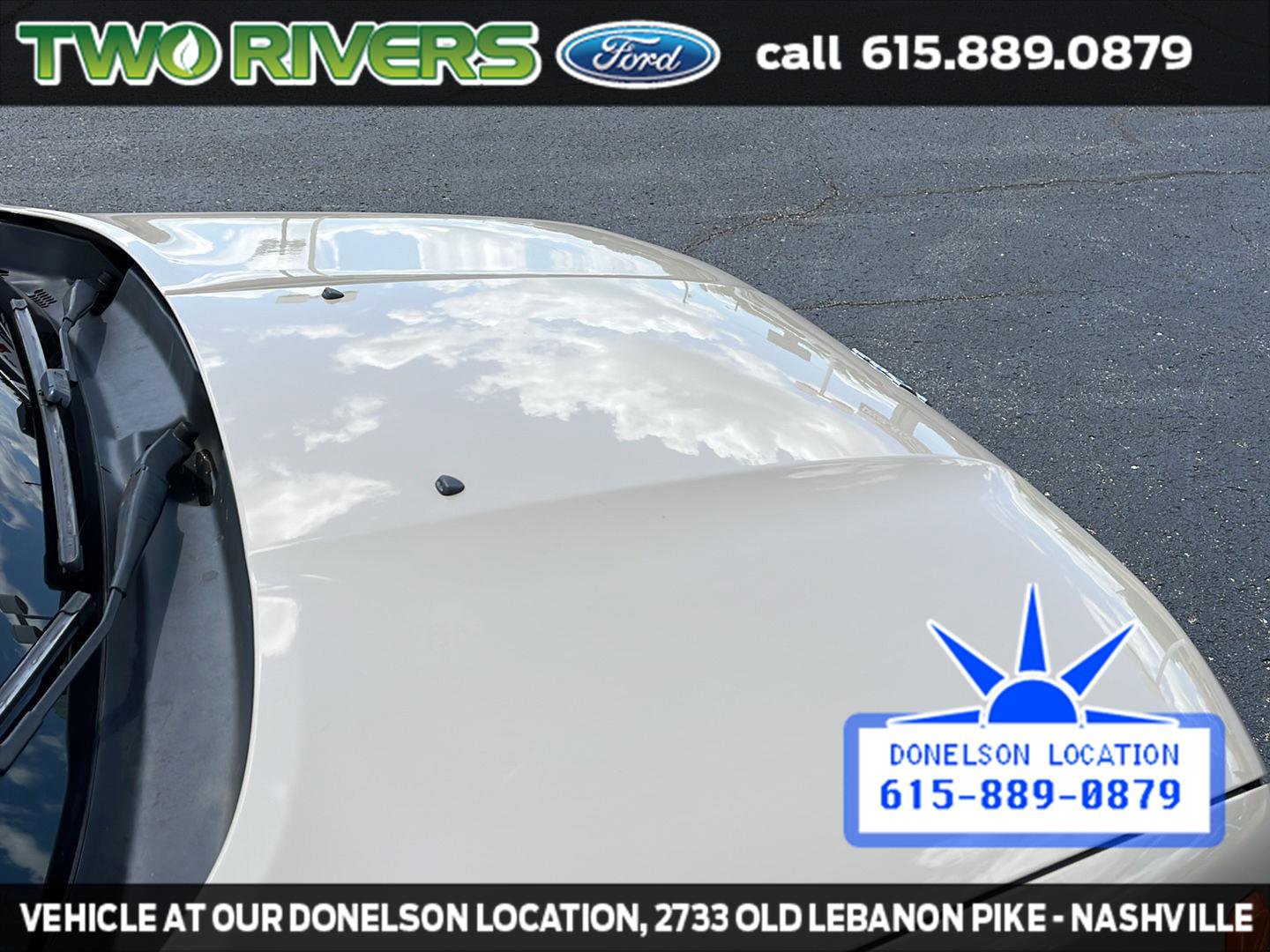 Used 2015 Jeep Renegade Latitude w/ Cold Weather Group FWD image 11