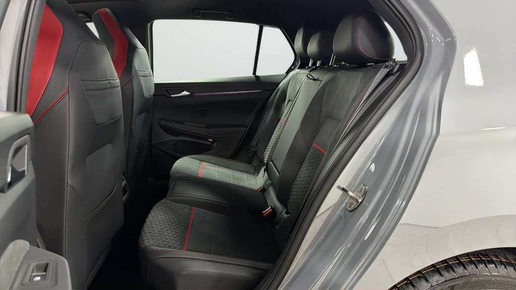 New 2026 Volkswagen GTI SE FWD image 33
