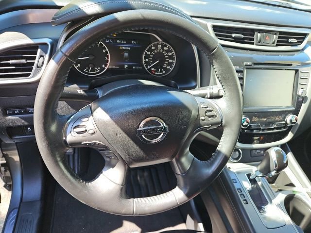 Used 2020 Nissan Murano SV image 17