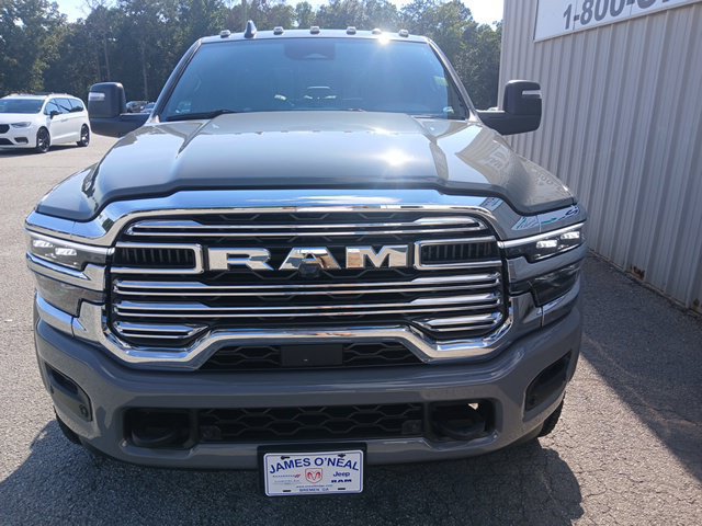 New 2026 RAM 4500 4x4 Crew Cab DRW w/ Laramie Trim Package image 10