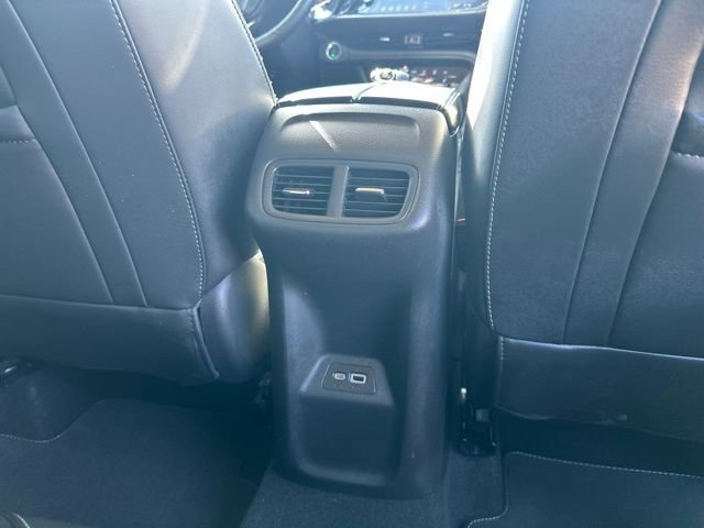 Used 2021 Buick Envision Essence w/ Technology Package I image 13