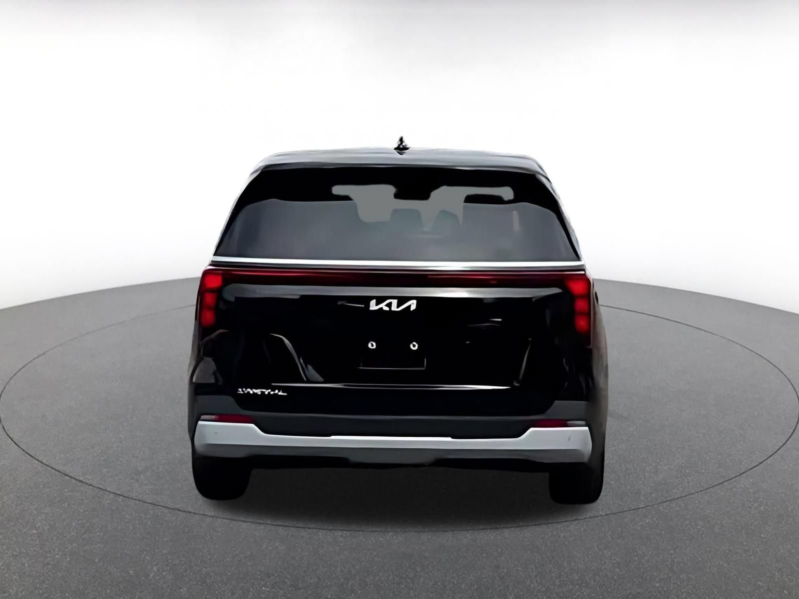 Used 2026 Kia Carnival FWD image 7
