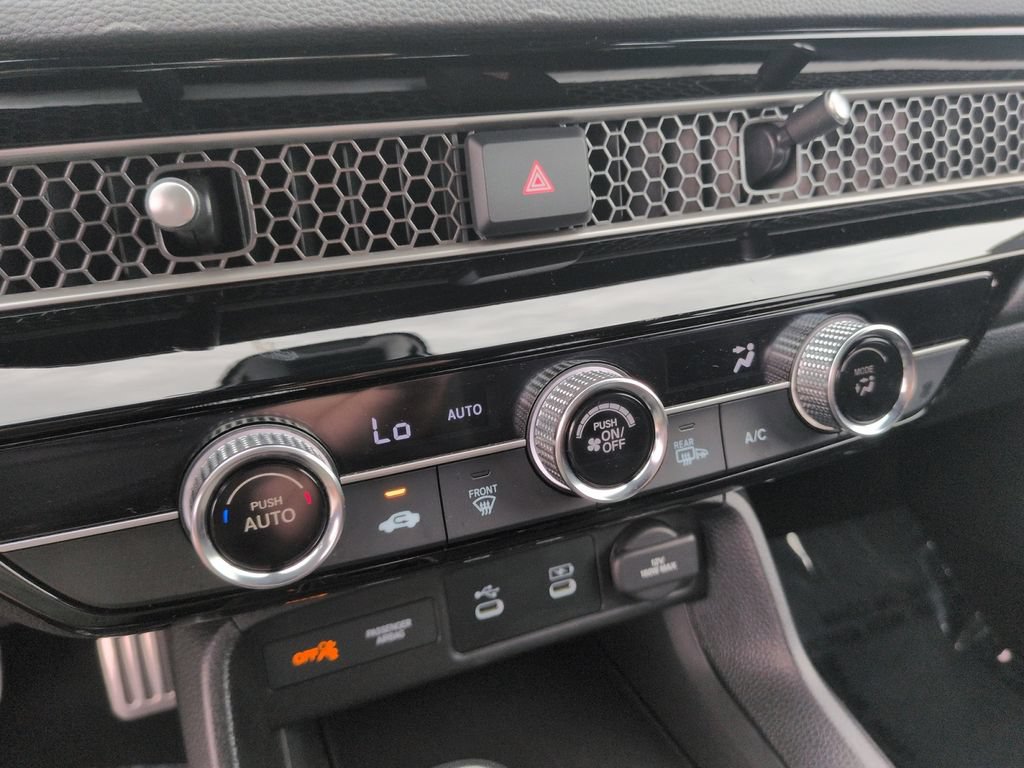 Used 2025 Honda Civic Sport image 16