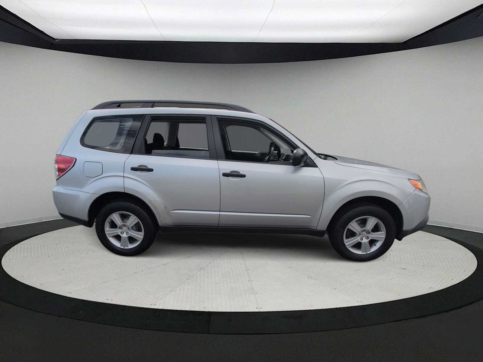 Used 2011 Subaru Forester 2.5X w/ Alloy Wheel Value Pkg AWD/4WD image 9
