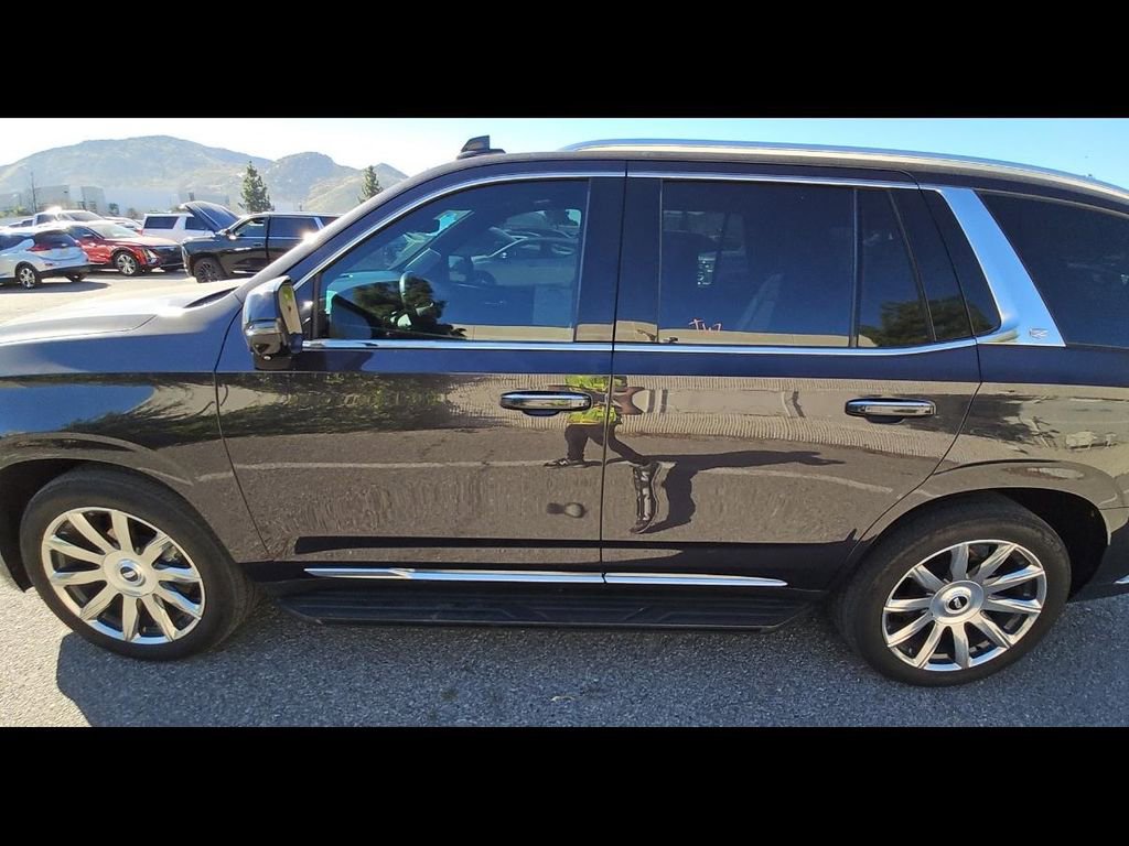 Used 2022 Cadillac Escalade Premium Luxury Platinum image 6