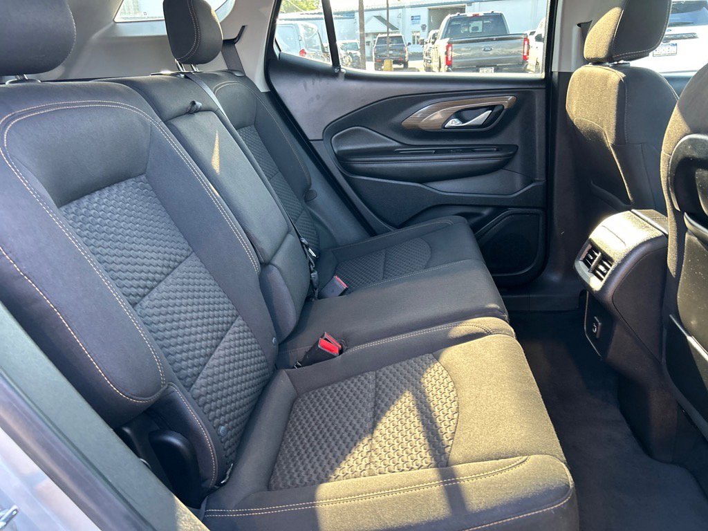 Used 2020 GMC Terrain SLE image 19