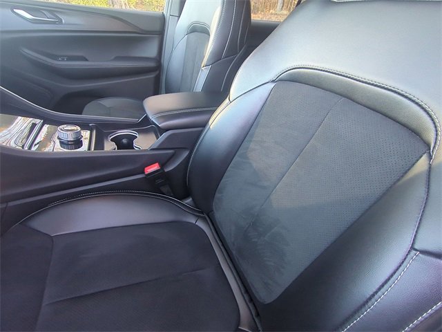 Used 2024 Jeep Grand Cherokee L Laredo image 27