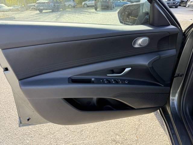 New 2026 Hyundai Elantra Blue image 10