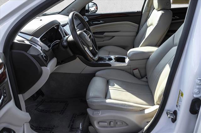 Used 2016 Cadillac SRX Luxury w/ Driver Awareness Package image 12