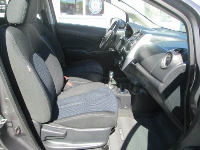 Used 2017 Nissan Versa Note SV FWD image 13