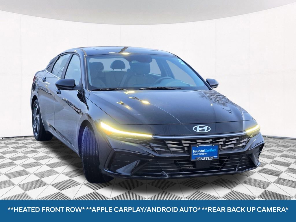 Used 2024 Hyundai Elantra SEL w/ Convenience Package image 4