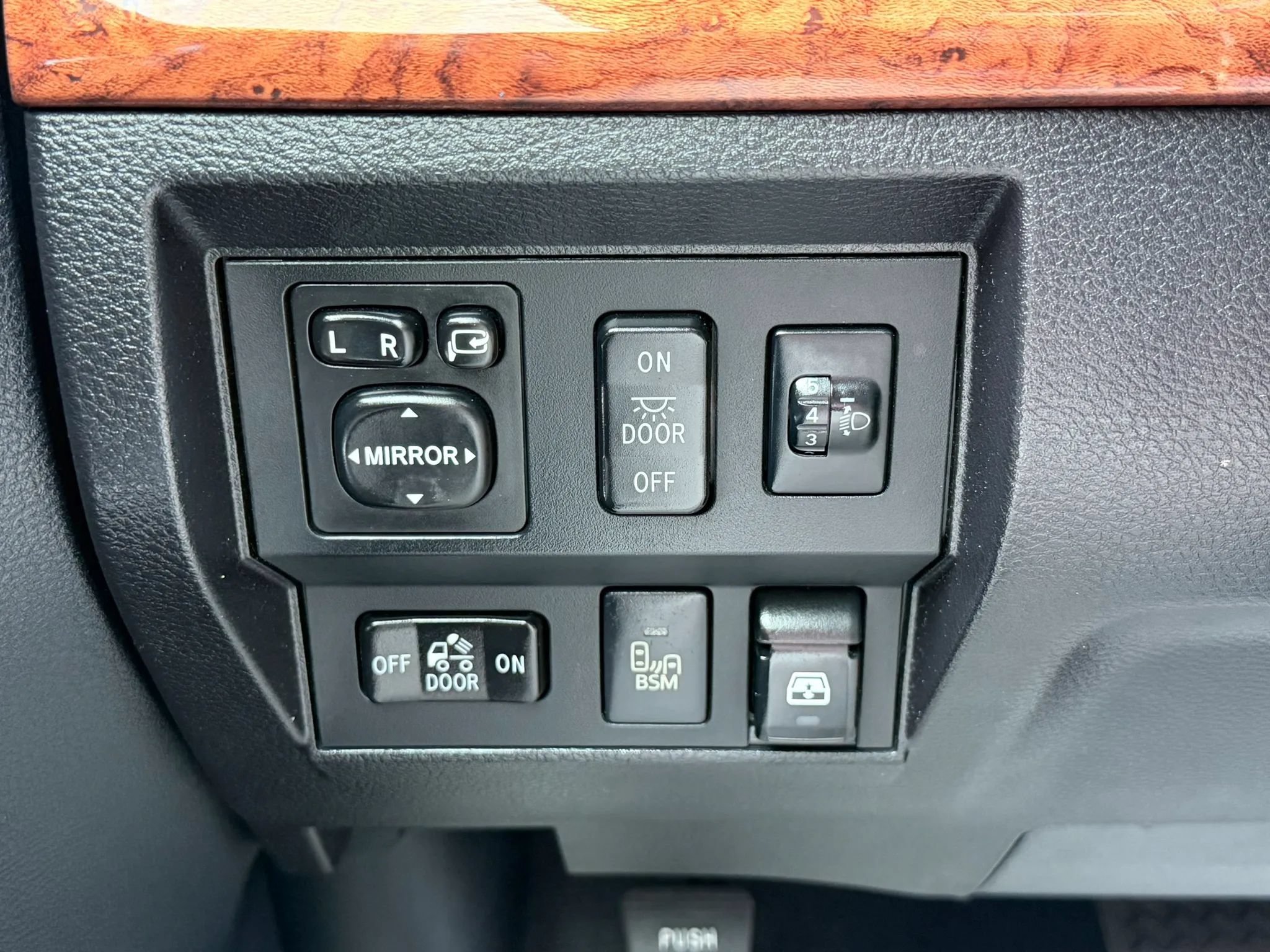 Used 2015 Toyota Tundra 1794 Edition AWD/4WD image 21