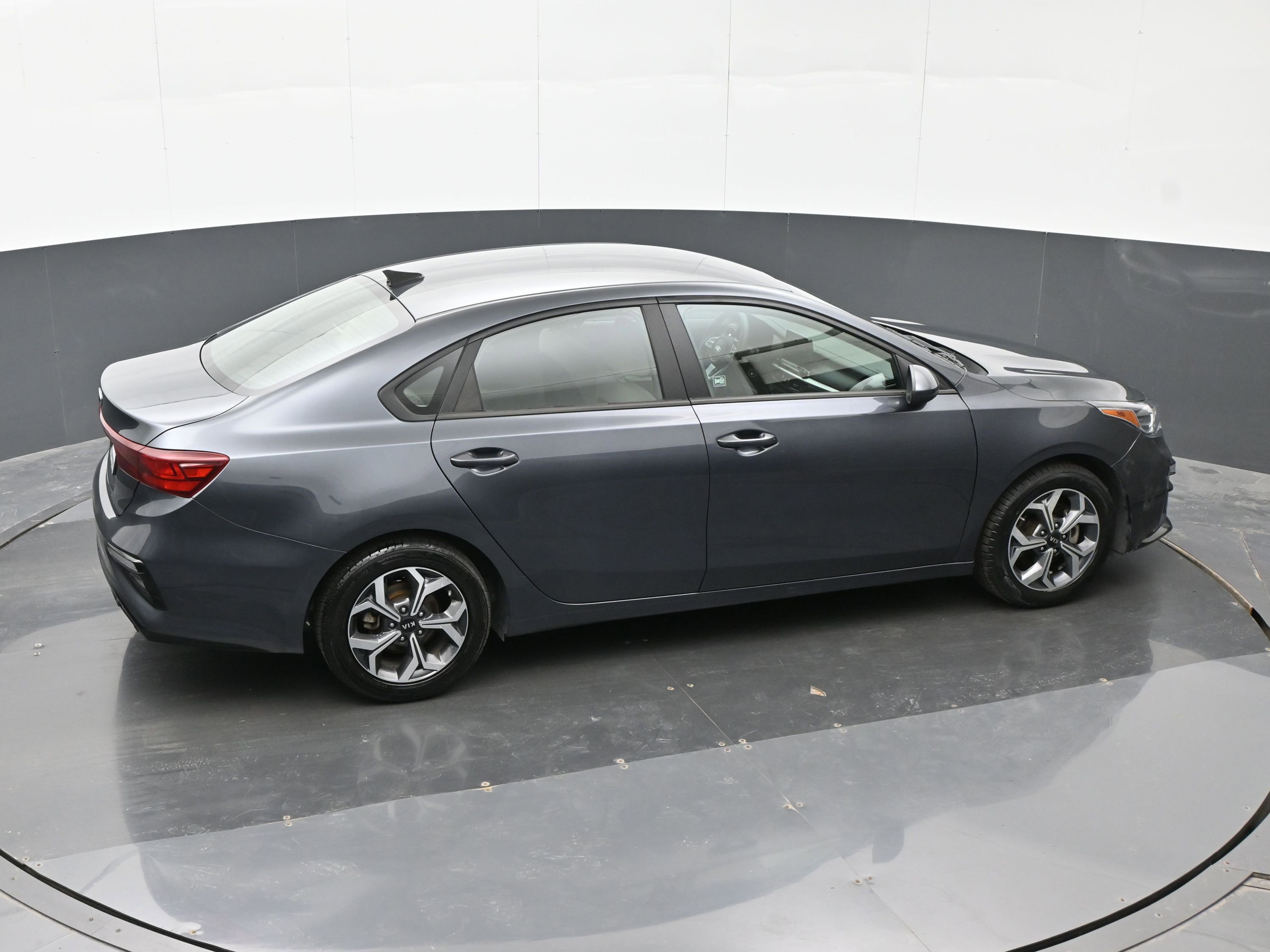 Used 2020 Kia Forte LXS FWD image 32