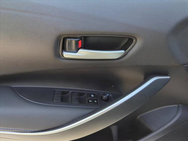 Used 2022 Toyota Corolla SE FWD image 11
