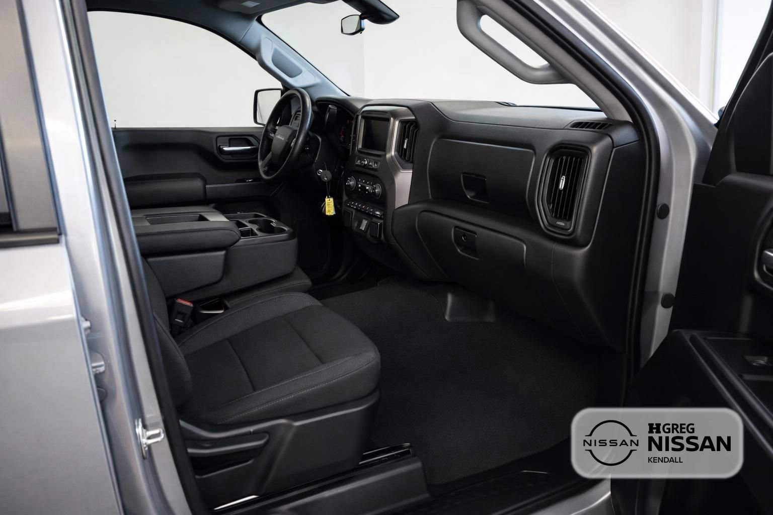Used 2025 Chevrolet Silverado 1500 Custom RWD image 11