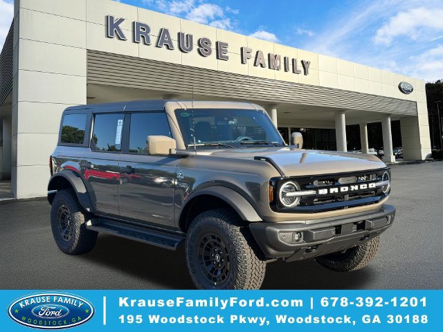 New 2026 Ford Bronco Outer Banks w/ Sasquatch Package AWD/4WD image 1