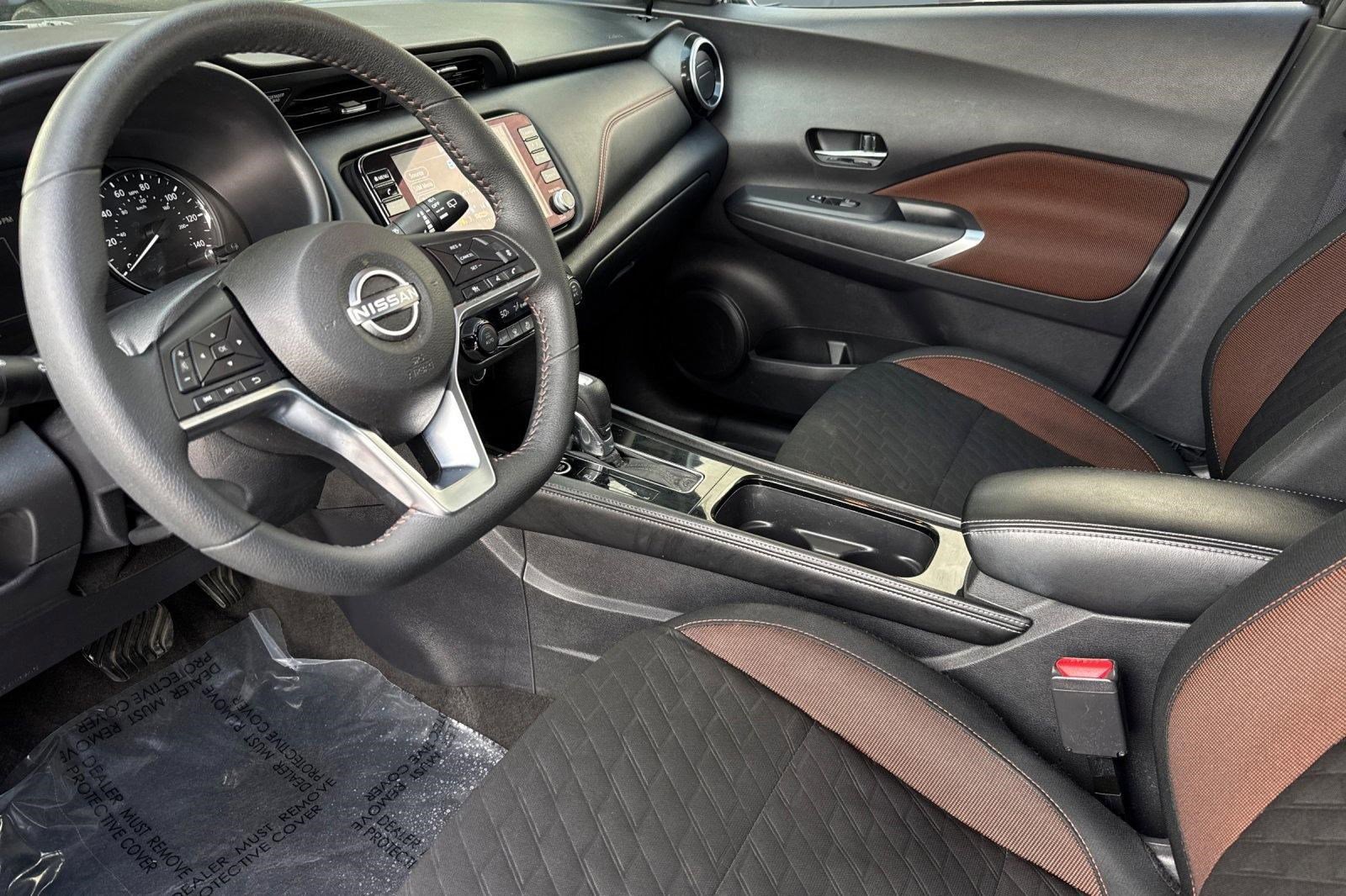 Used 2024 Nissan Kicks SR image 4