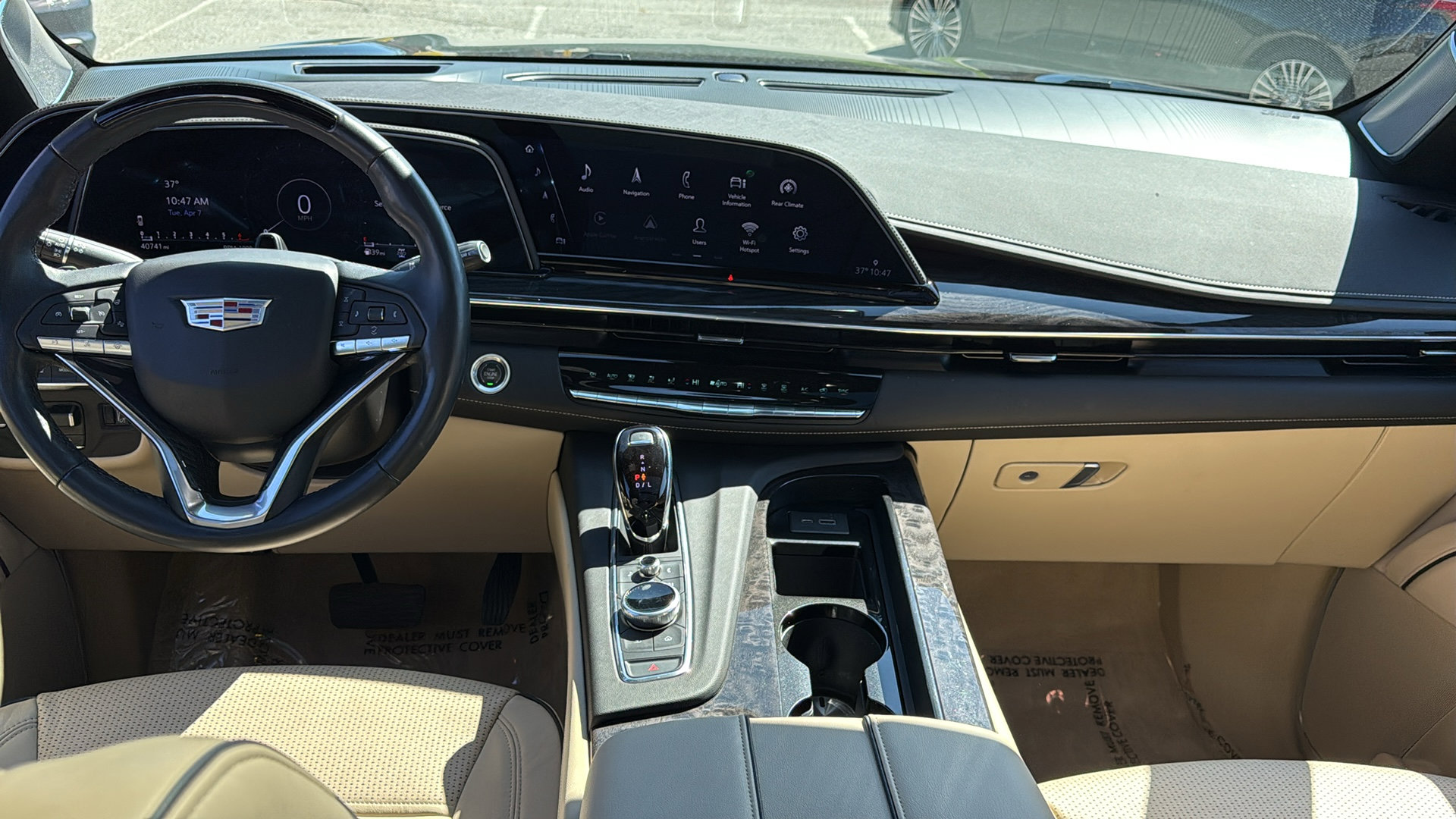 Certified 2022 Cadillac Escalade Premium Luxury w/ Performance Package image 9