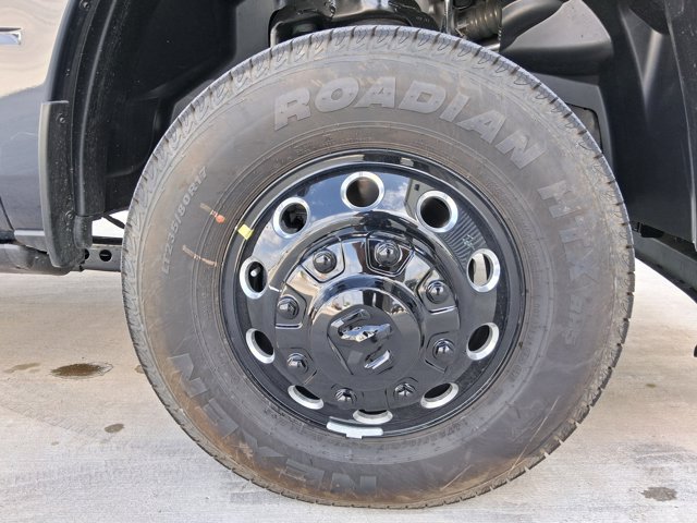 New 2026 RAM 3500 Laramie AWD/4WD image 11