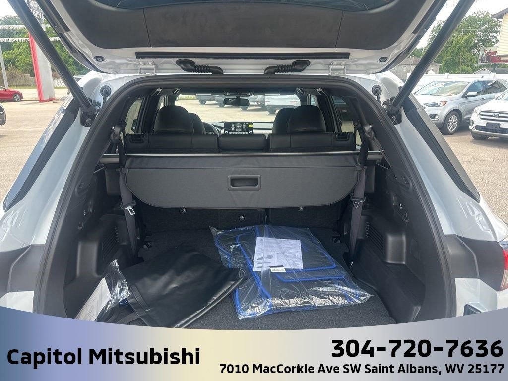 New 2025 Mitsubishi Outlander SEL Black Edition image 14