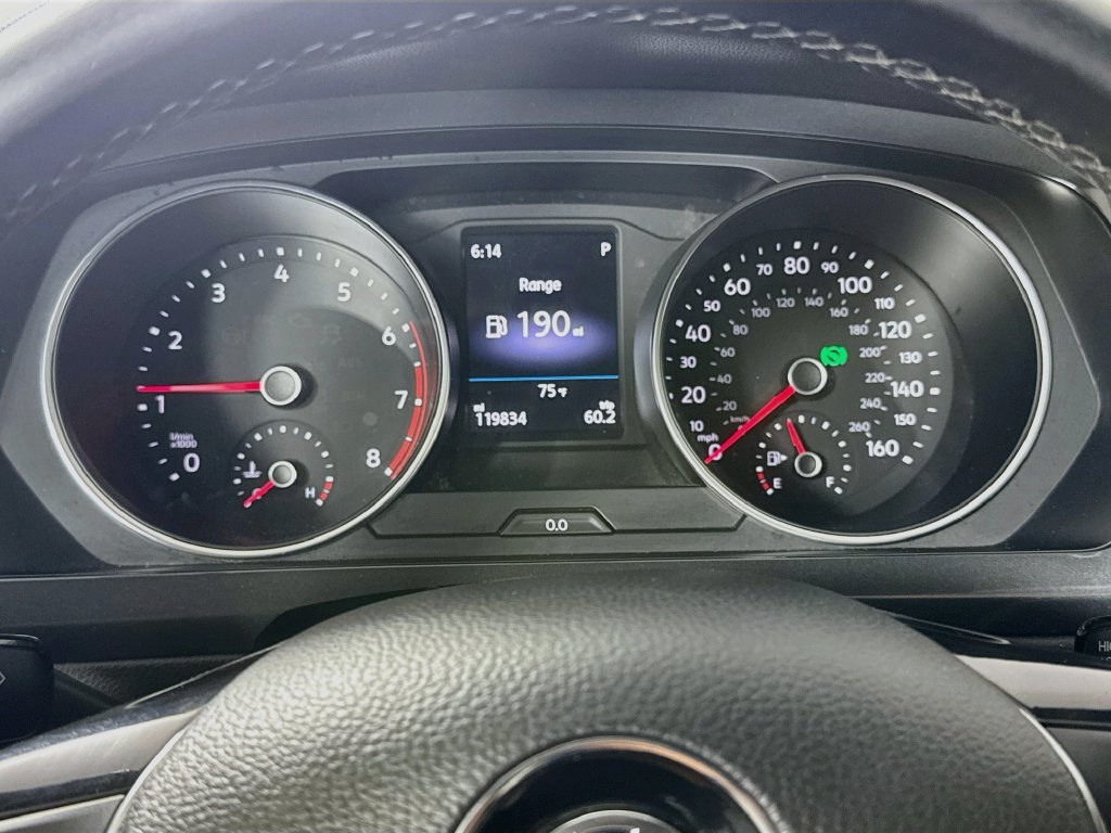 Used 2018 Volkswagen Tiguan SE AWD/4WD image 14