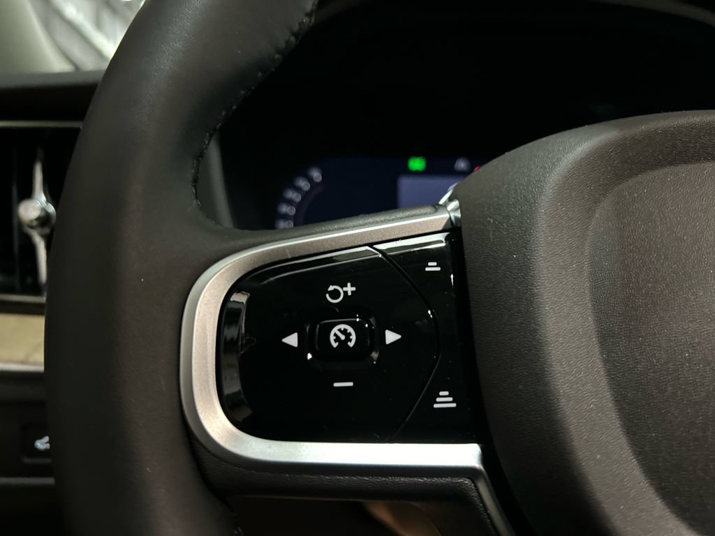 New 2026 Volvo XC60 B5 Plus w/ Climate Package AWD/4WD image 13