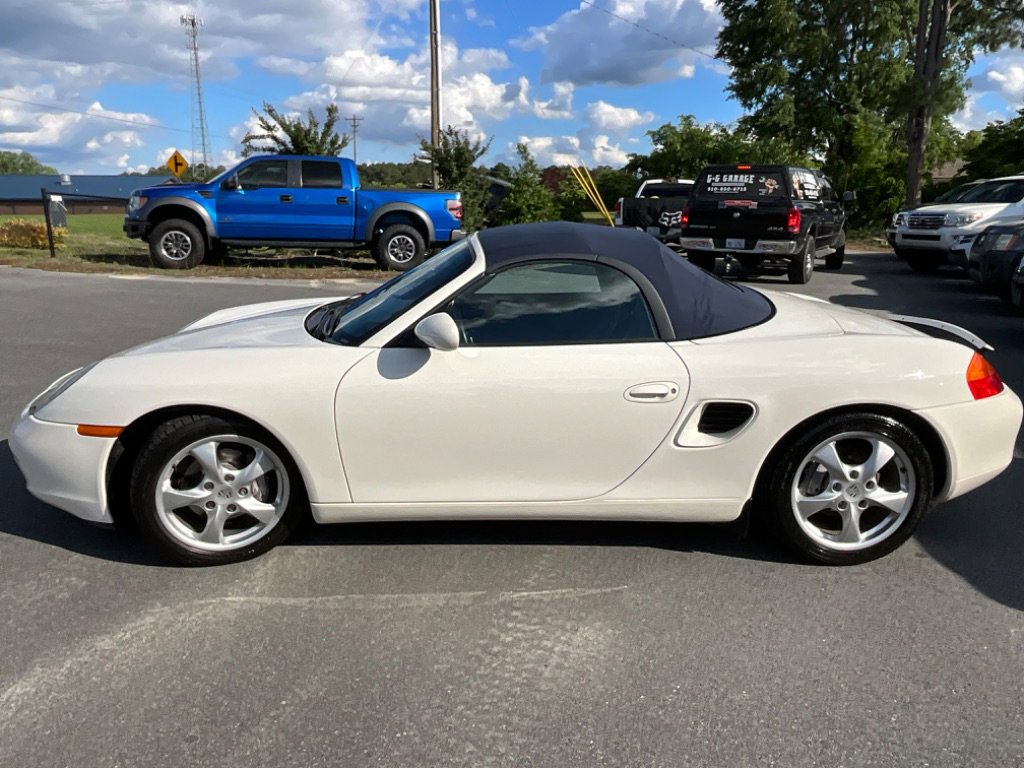 Used 2001 Porsche Boxster image 7