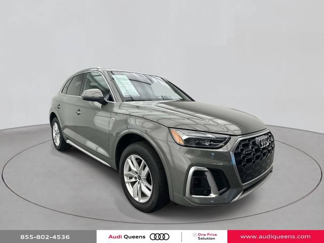 Certified 2023 Audi Q5 2.0T Premium w/ Convenience Package AWD/4WD image 5