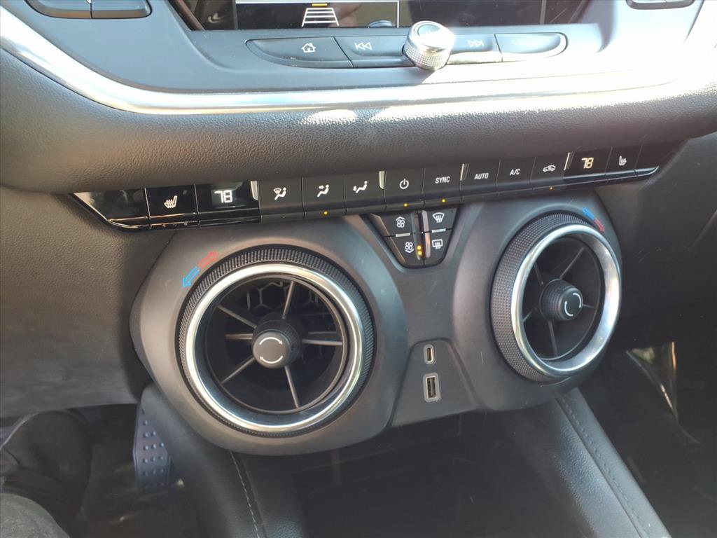 Used 2021 Chevrolet Blazer LT w/ Redline Edition FWD image 11