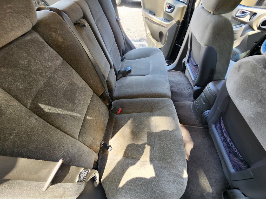 Used 2004 Hyundai Santa Fe GLS FWD image 9