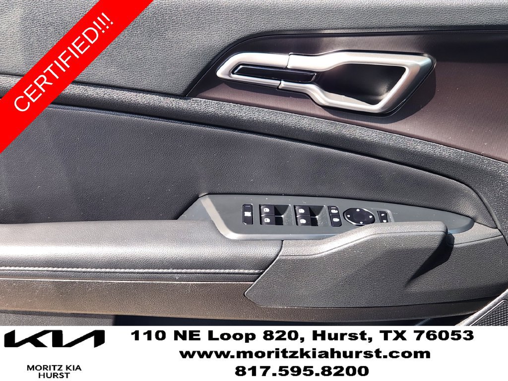 Certified 2026 Kia Sportage EX w/ EX Panorama Roof Package FWD image 25
