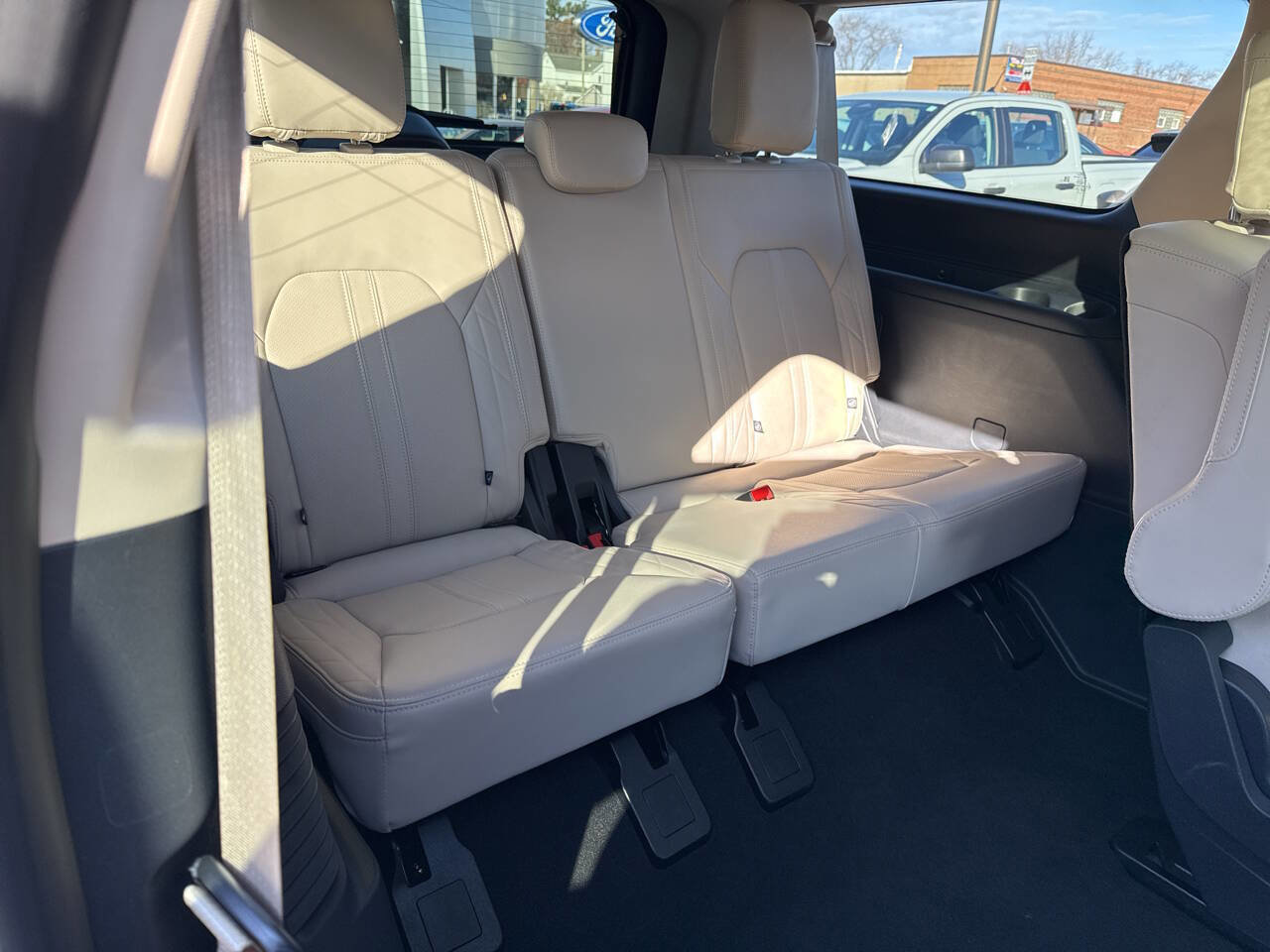 Certified 2024 Ford Expedition Max Platinum AWD/4WD image 15