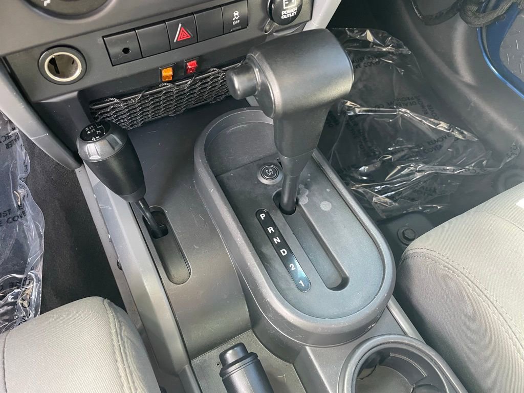 Used 2010 Jeep Wrangler Unlimited Sport image 19