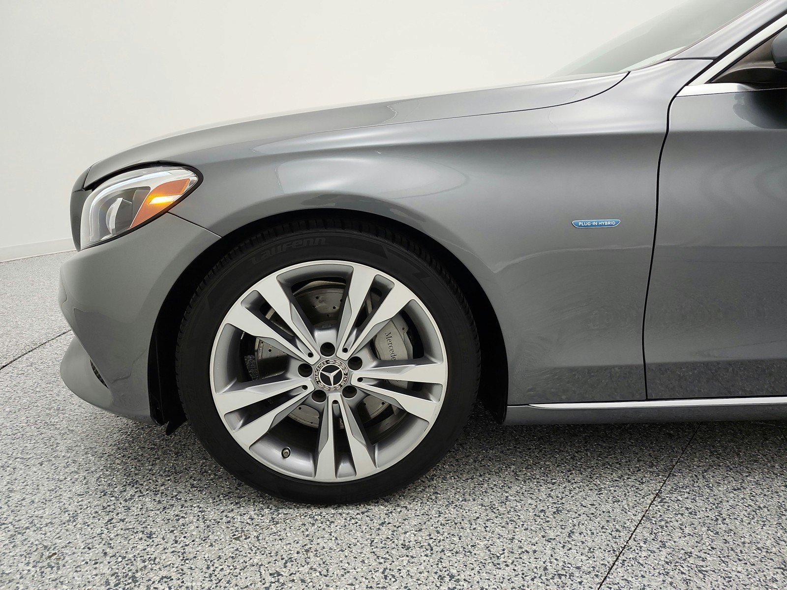 Used 2018 Mercedes-Benz C 350e Sedan image 19