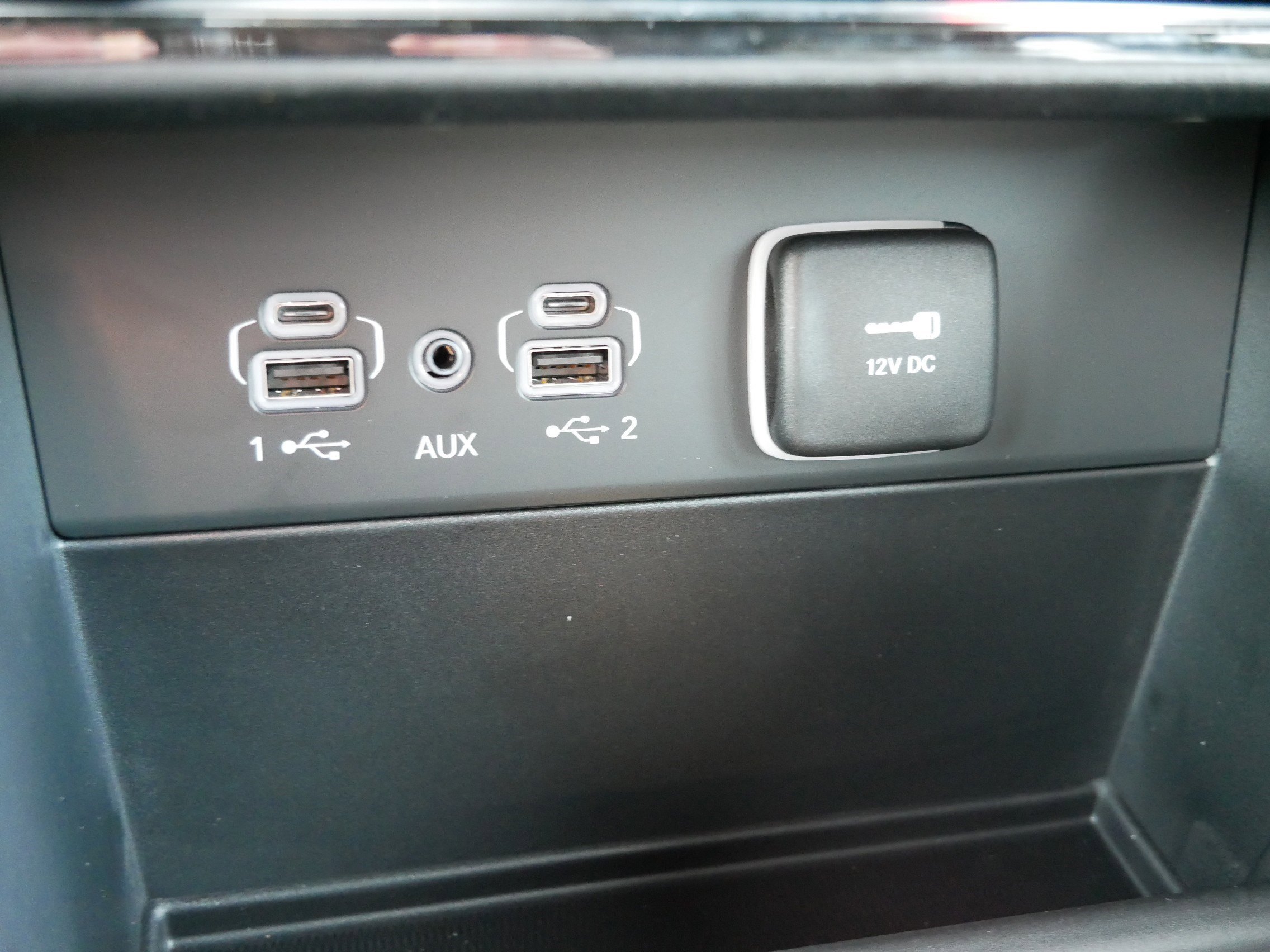 New 2025 Jeep Grand Cherokee L Limited image 16