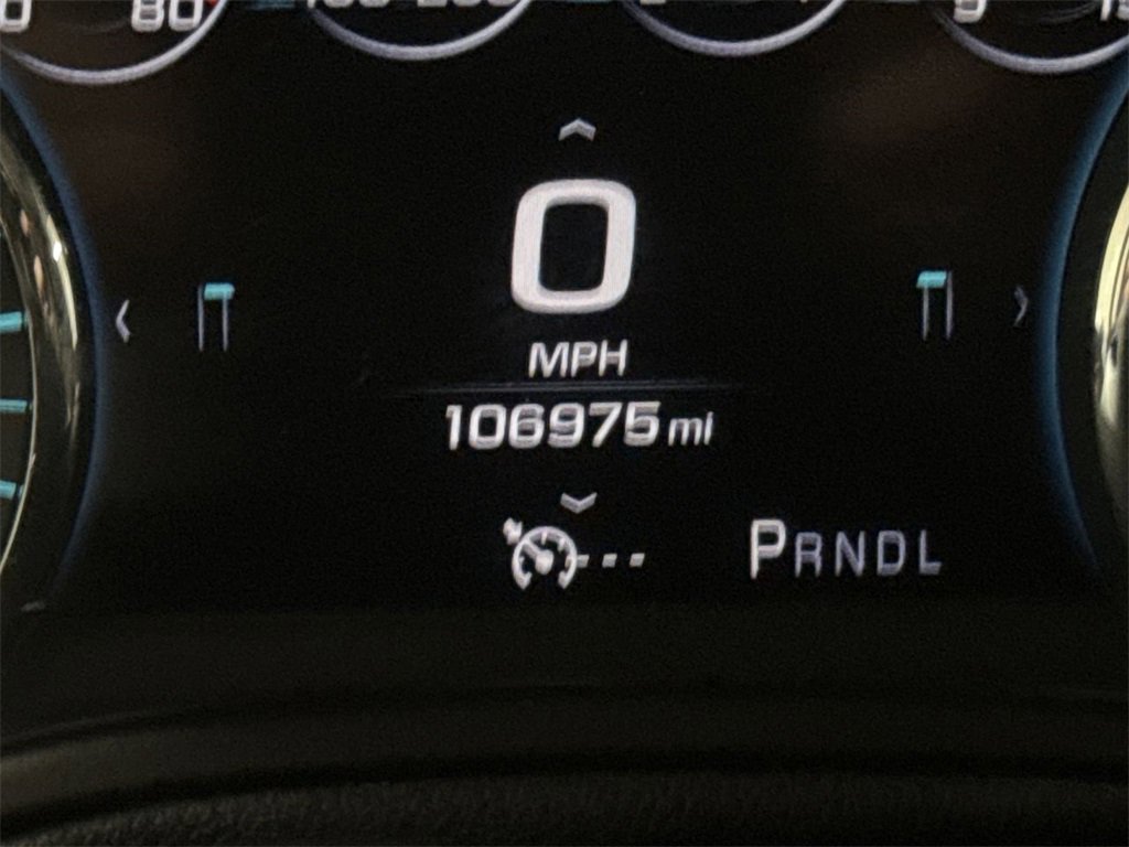 Used 2017 Chevrolet Suburban LT w/ Luxury Package image 12