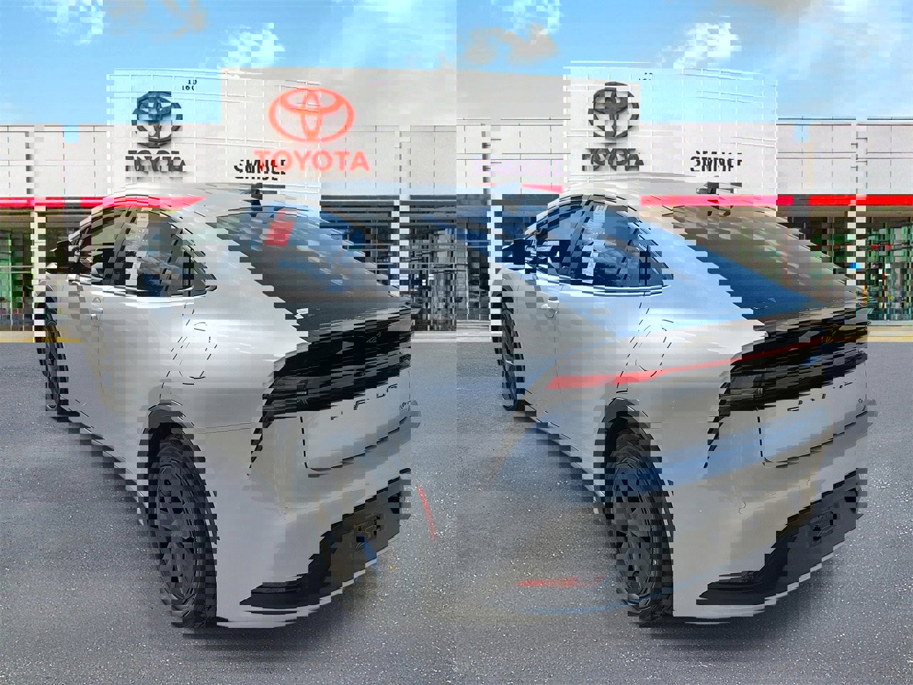 New 2026 Toyota Prius LE image 4