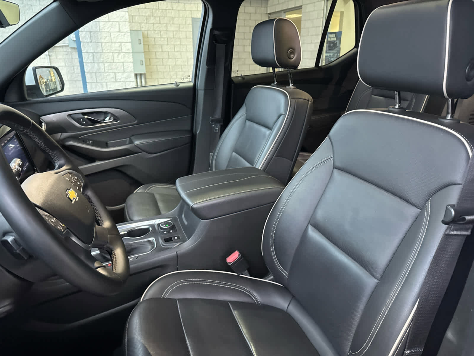 Certified 2023 Chevrolet Traverse Premier image 12