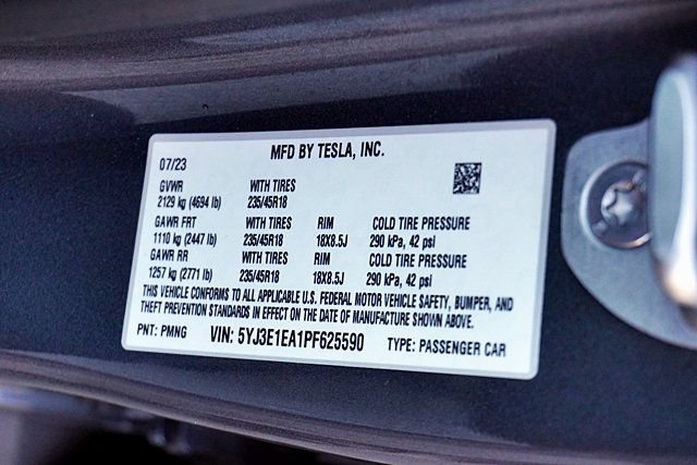Used 2023 Tesla Model 3 Standard Range RWD image 40